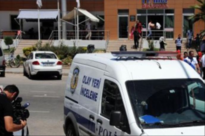 Gaziantep'te hastanede bomba patladı Gaziantep'te hastanede bomba patladı