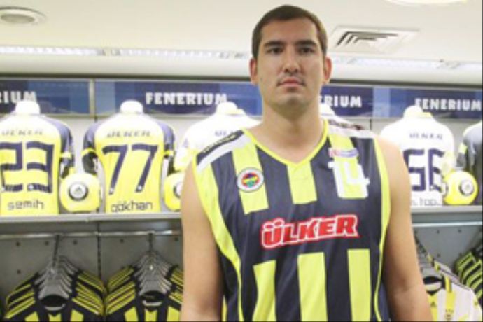 Trabzonspor, Fenerbahçeli ismi resmen açıkladı Trabzonspor, Fenerbahçeli ismi resmen açıkladı