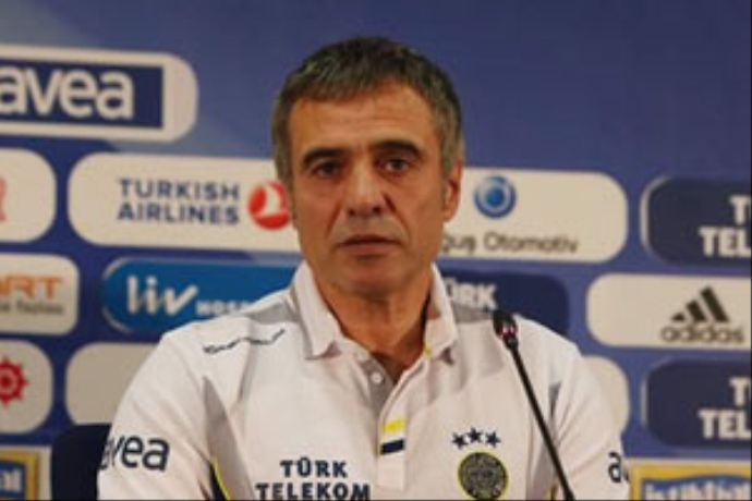 Ersun Yanal&#039;dan Emenike ve Cardozo açıklaması