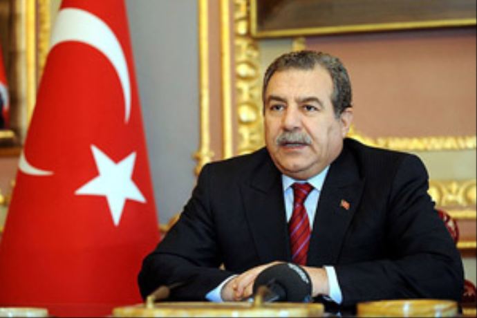 Türkiye, Yunanistan'dan yakalanan teröristleri istedi Türkiye, Yunanistan'dan yakalanan teröristleri istedi