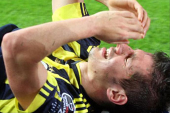 Rövanşta Emre Belözoğlu yok Rövanşta Emre Belözoğlu yok