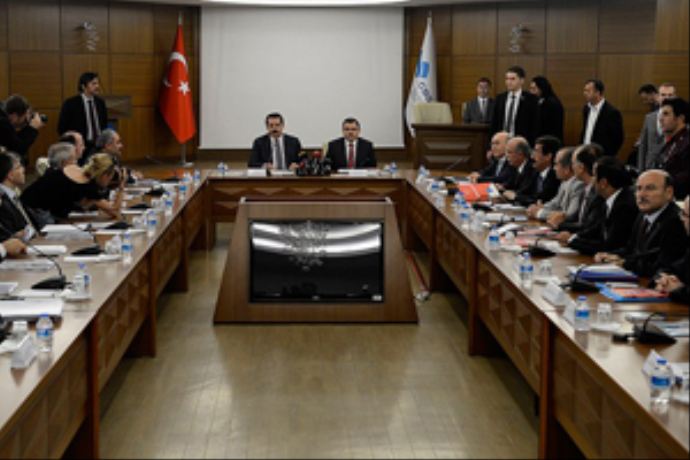 Hükümetten memur sendikalarına zam teklifi Hükümetten memur sendikalarına zam teklifi