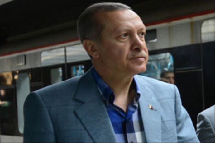 Başbakan Erdoğan geleneği bozdu Başbakan Erdoğan geleneği bozdu