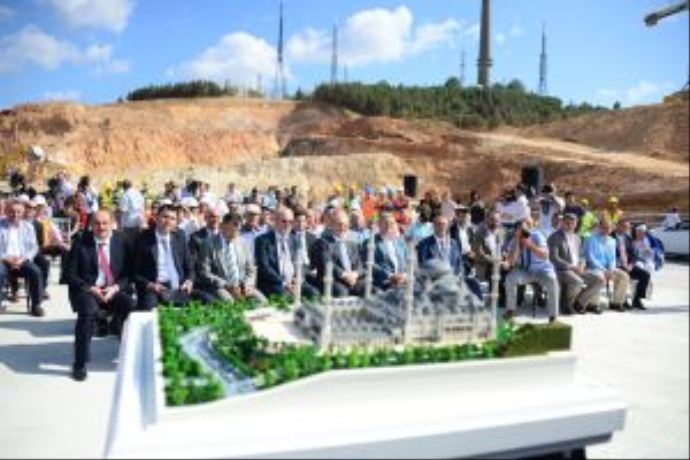 Çamlıca Camii&#039;nin temeli dualarla atıldı