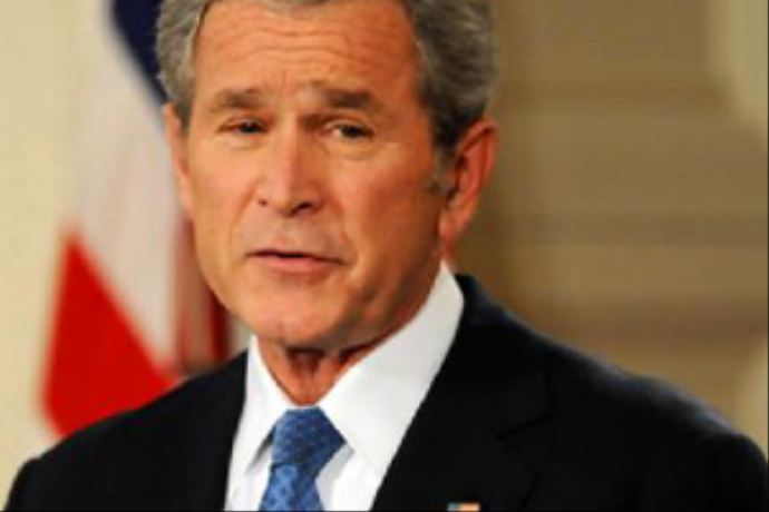 George Bush kalbinden ameliyat oldu George Bush kalbinden ameliyat oldu