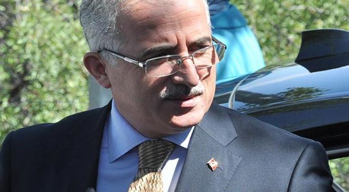 Eskişehir Valisi Güngör Azim, 'Gezi eylemcisini polis öldürmedi' Eskişehir Valisi Güngör Azim, 'Gezi eylemcisini polis öldürmedi'
