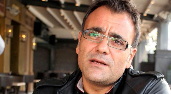 Mesut Yar'ın gözü Esra Erol'un koltuğunda Mesut Yar'ın gözü Esra Erol'un koltuğunda