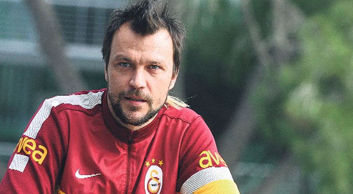 Tomas Ujfalusi, Sparta Prag ile anlaştı Tomas Ujfalusi, Sparta Prag ile anlaştı