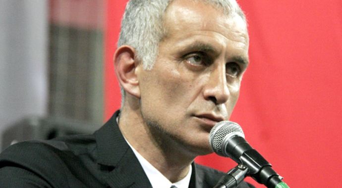 İbrahim Hacıosmanoğlu'ndan bir ilk İbrahim Hacıosmanoğlu'ndan bir ilk