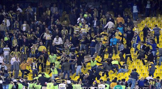 Sivasspor maçı öncesi tribün karıştı