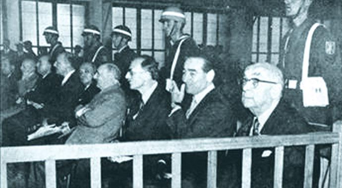 Adnan Menderes'e uçak hızıyla idam Adnan Menderes'e uçak hızıyla idam