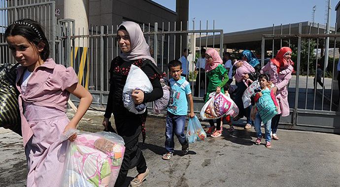 Bir haftada 8 bin Suriyeli Reyhanlı'ya geldi