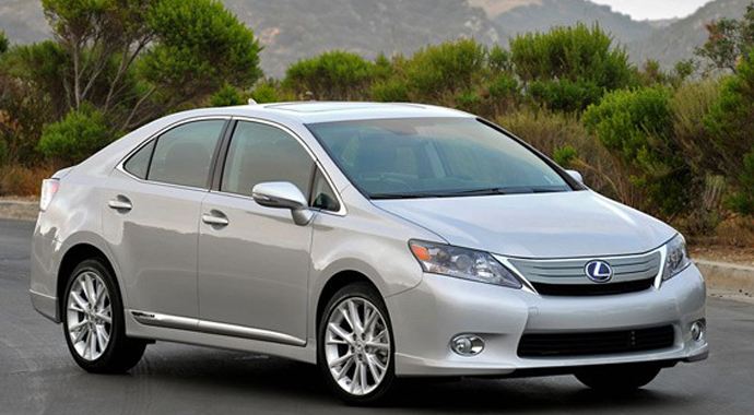 Toyota, 880 bin aracını neden geri çağırdı