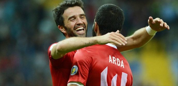 Gökhan Gönül, &#039;zoru seviyoruz&#039;
