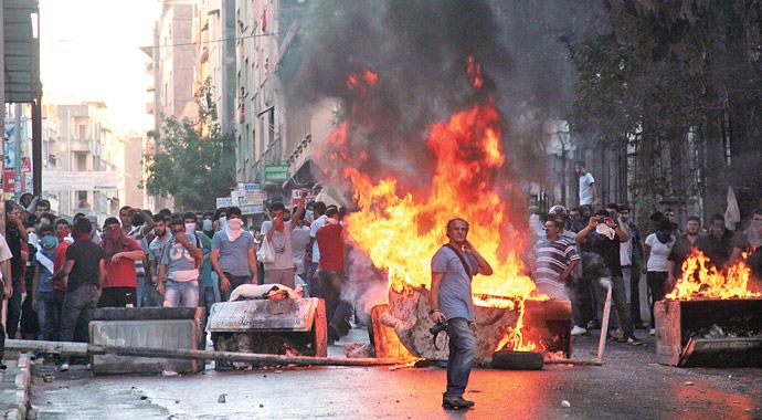 Merkez üssü Hatay, karanlık yüzler yine sahnede Merkez üssü Hatay, karanlık yüzler yine sahnede