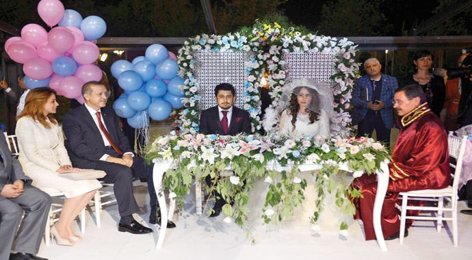 Başbakan Erdoğan, 'Müslüman evlatları çoğalsın' Başbakan Erdoğan, 'Müslüman evlatları çoğalsın'