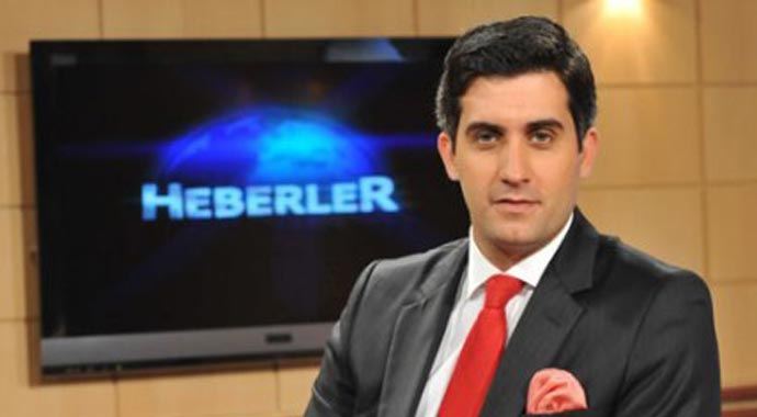 Memet Ali Alabora'nın programı 'Heberler' yayından kaldırıldı Memet Ali Alabora'nın programı 'Heberler' yayından kaldırıldı