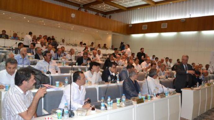 İzmir'de toplu ulaşıma zam İzmir'de toplu ulaşıma zam