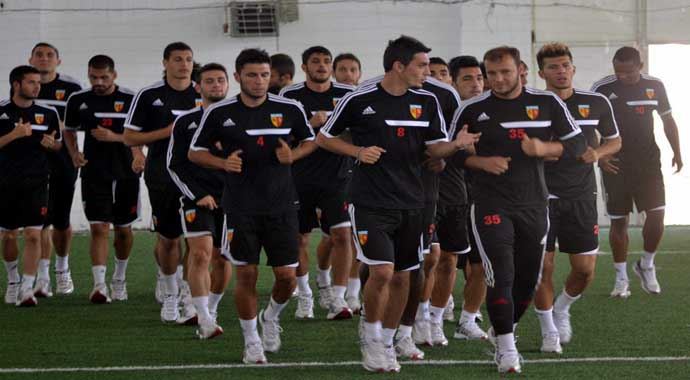 Kayserispor&#039;da  Nobre ve Simic şoku