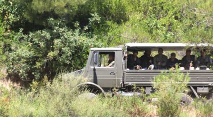 Elazığ'da ele geçirilen 5 ton kenevir, yakılarak imha edildi Elazığ'da ele geçirilen 5 ton kenevir, yakılarak imha edildi