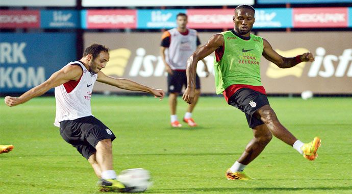 Drogba'dan, 'Taçsız Krala Saygılar'