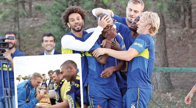 Fenerbahçe'de şen şakrak idman Fenerbahçe'de şen şakrak idman