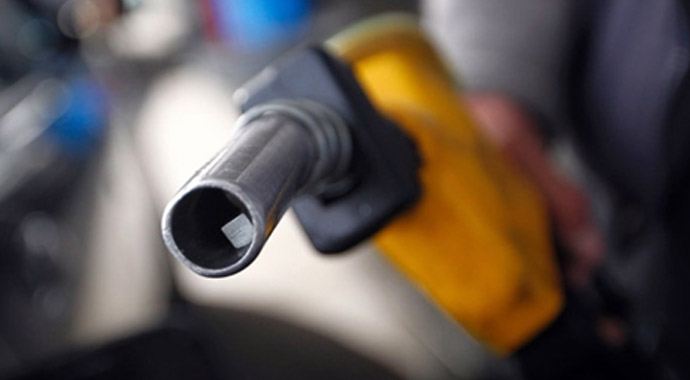 Kararlı müdahale petrol fiyatlarını geriletebilir Kararlı müdahale petrol fiyatlarını geriletebilir