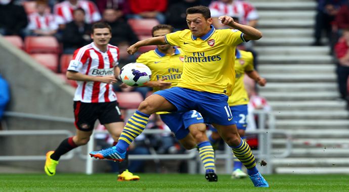 Mesut Özil süper başladı, Arsene Wenger hayran kaldı Mesut Özil süper başladı, Arsene Wenger hayran kaldı