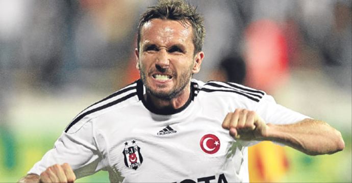 Sivok, Fernandes'i işaret etti, 'Ona borçluyum' Sivok, Fernandes'i işaret etti, 'Ona borçluyum'