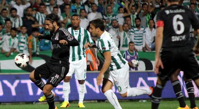 Beşiktaş, Galatasaray'a fark attı