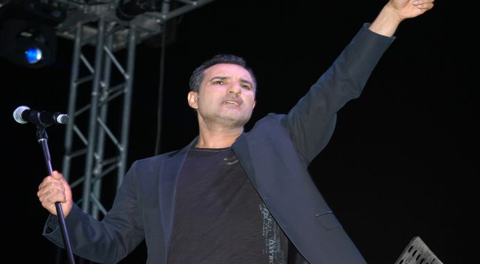 Altın Koza&#039;da Rafet El Roman rüzgarı