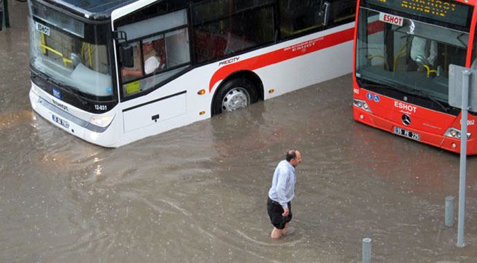 İzmir Valiliği&#039;nden sel uyarısı