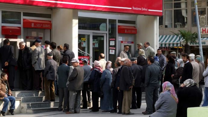 Hükümet'ten emekliye yeni yıl müjdesi Hükümet'ten emekliye yeni yıl müjdesi