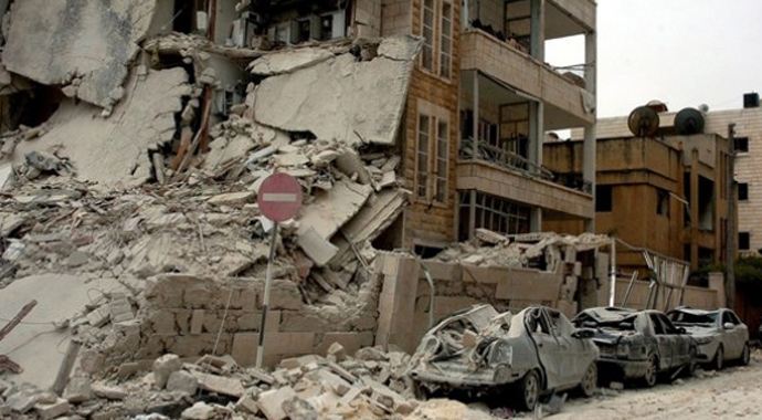 Esad muhalifleri yine vurdu, 77 ölü