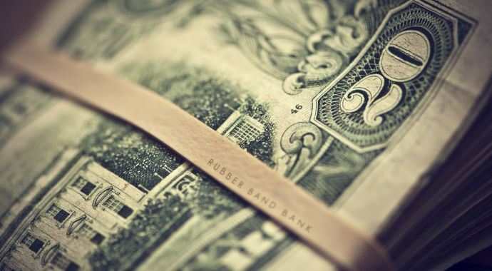 Dolar yükselişe geçti Dolar yükselişe geçti