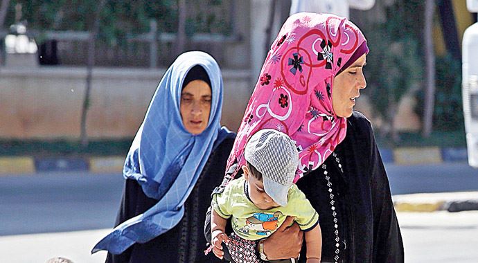 Mültecilere bin liraya oturma izni tuzağı