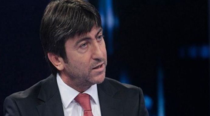 Rıdvan Dilmen'den şaşırtan Fenerbahçe yorumu Rıdvan Dilmen'den şaşırtan Fenerbahçe yorumu