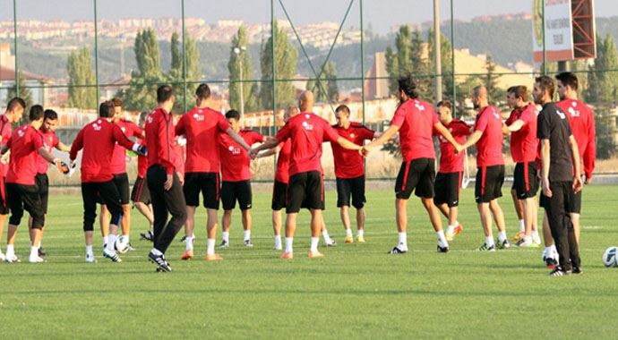 Eskişehirspor, Antalyaspor maçı hazırlıkarını sürdürdü Eskişehirspor, Antalyaspor maçı hazırlıkarını sürdürdü