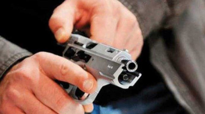 Başbakanlıkta &#039;kurusıkı&#039; tabancayla ateşe 5 ay hapis