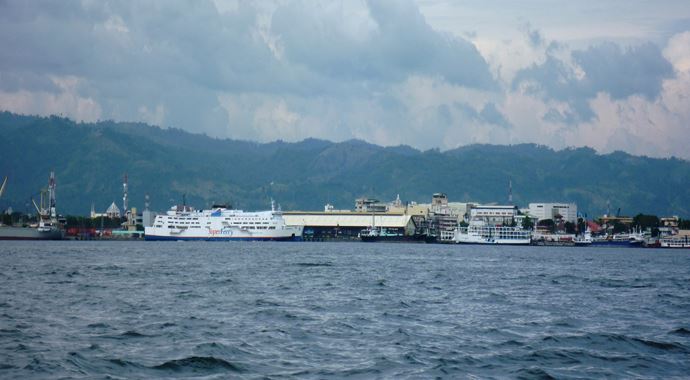 Filipinler'de rehine krizi büyüyor Filipinler'de rehine krizi büyüyor