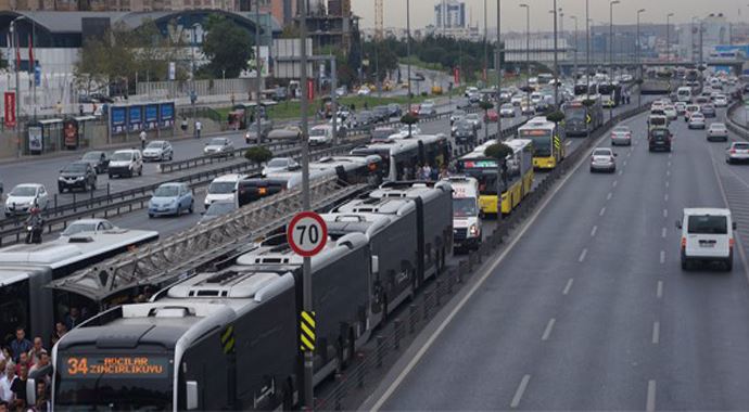 Cevizlibağ metrobüs istasyonu tamamlandı Cevizlibağ metrobüs istasyonu tamamlandı
