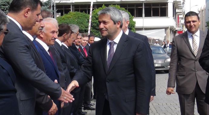 Nihat Ergün, temaslarda bulunmak için Uşak&#039;a geldi