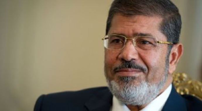 Mursi ailesi ile görüştü