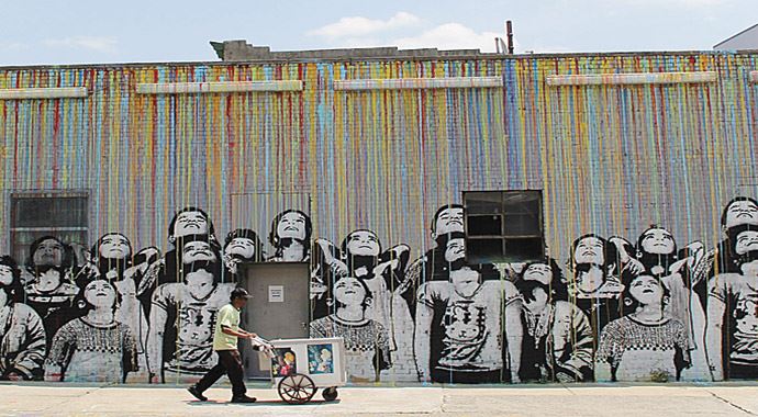 İranlı graffiti, Savaşı, barışı ve umudu çiziyorlar
