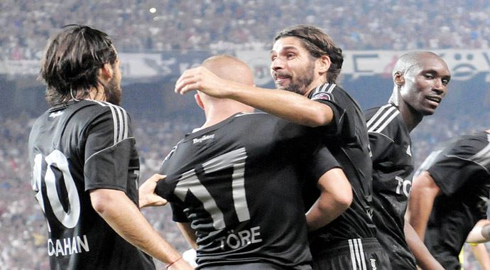 Escude Bilic'in yüzünü kara çıkarmadı, her 45'e aynı tarife