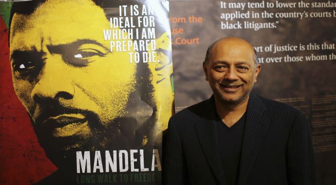 Güney Afrika'yı, Mandela filmi heyecanı sardı Güney Afrika'yı, Mandela filmi heyecanı sardı