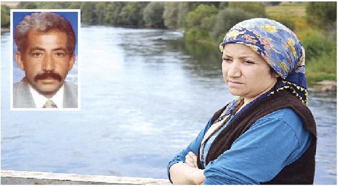 Babayı köprüde çaresiz bekleyiş Babayı köprüde çaresiz bekleyiş