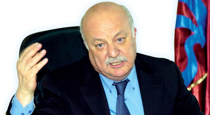 Mehmet Ali Aydınlar'ın açıklamaları Sadri Şener'i öfkelendirdi Mehmet Ali Aydınlar'ın açıklamaları Sadri Şener'i öfkelendirdi