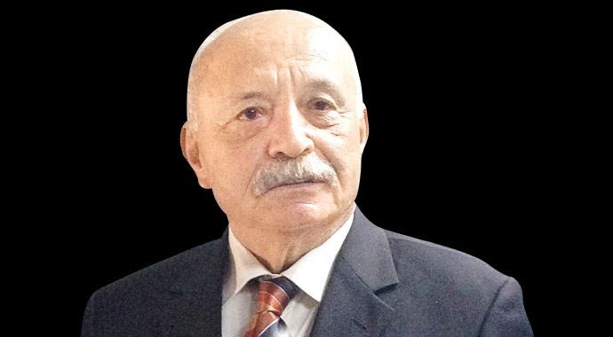 Korkut Eken, 'Vatan için boynumuz kıldan ince' Korkut Eken, 'Vatan için boynumuz kıldan ince'