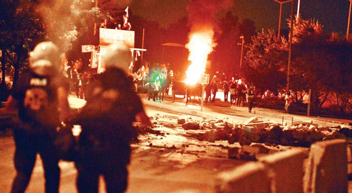 Barikatlı protestoya müdahale